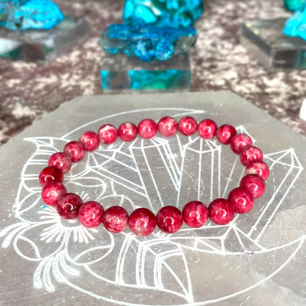 Thulite bracelet from Norway